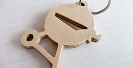 Schlüsselanhänger Motiv Grill - aus Holz